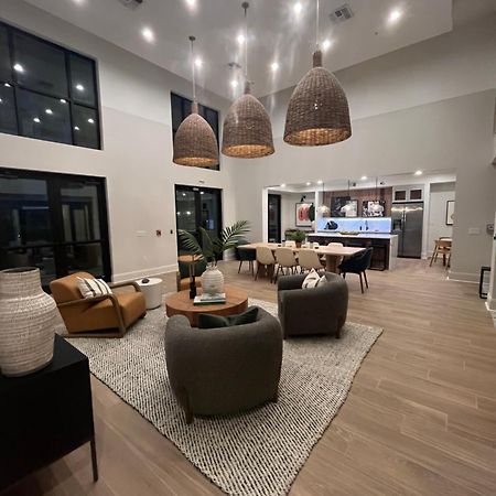 Blooming Journey In Tampa Bay! Apartment Bagian luar foto