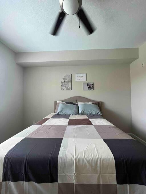 Blooming Journey In Tampa Bay! Apartment Bagian luar foto