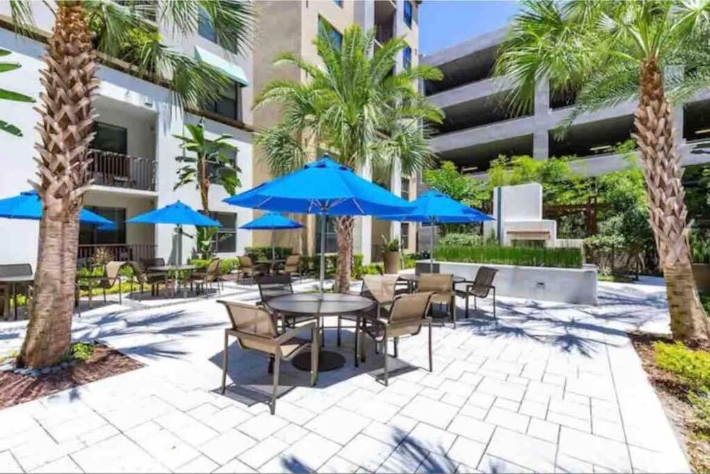 Blooming Journey In Tampa Bay! Apartment Bagian luar foto